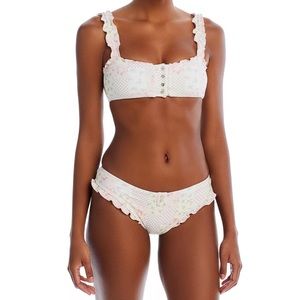 Frankies Bikinis x Sydney Sweeney Chiara Cheeky bikini set